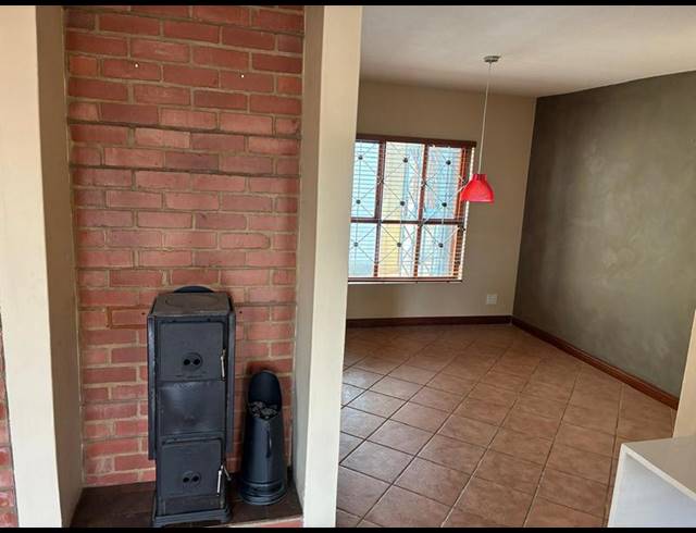 4 BEDROOM PROPERTY TO RENT IN WATERKLOOF RIDGE